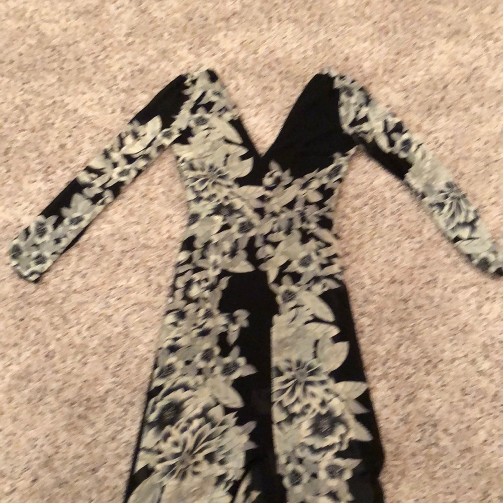 Long black and white dress